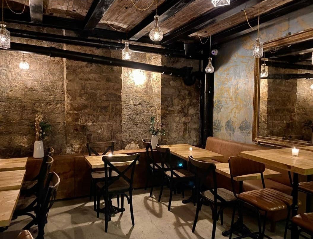 les acolytes paris salle privée